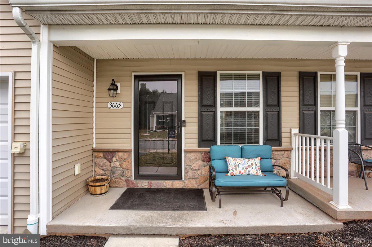 3665 Rye Court, Unit 5 Dover, PA 17315 - Photo 3 of 28 Gallery Image 3