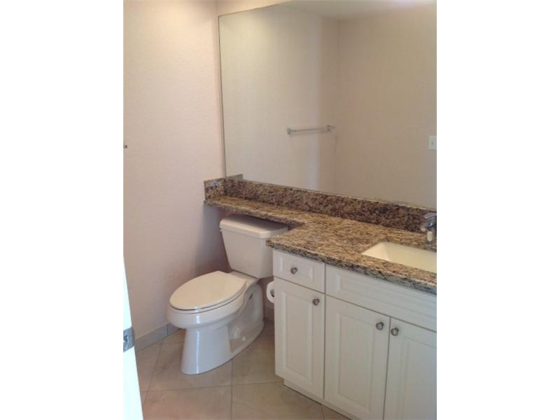 6464 West Sample Road, Unit B10 Coral Springs, FL 33067 - Photo 18 of 29 Bathroom