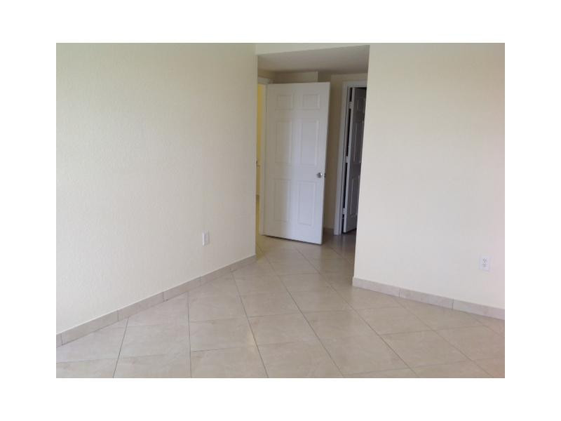 6464 West Sample Road, Unit B10 Coral Springs, FL 33067 - Photo 20 of 29 Bathroom Master
