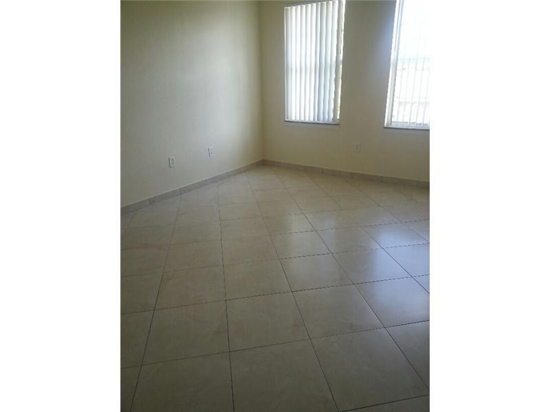 6464 West Sample Road, Unit B10 Coral Springs, FL 33067 - Photo 25 of 29 Bedroom