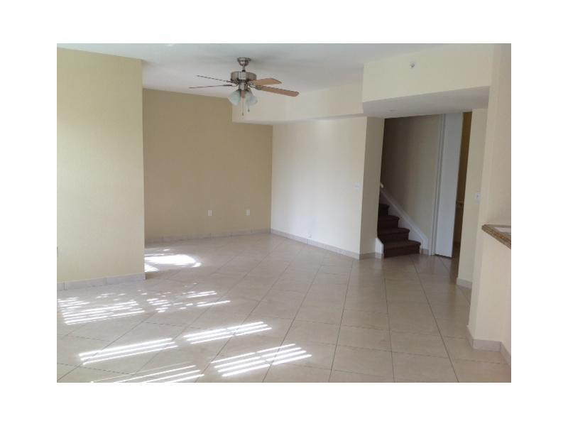 6464 West Sample Road, Unit B10 Coral Springs, FL 33067 - Photo 10 of 29 Living Room