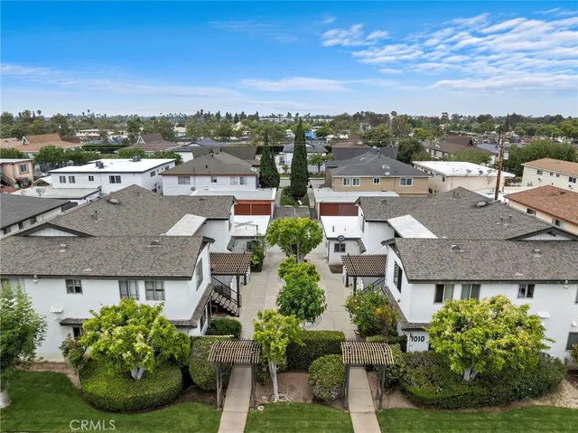 $2,395,000 | 1016 Valencia Street, Costa Mesa, CA 92626