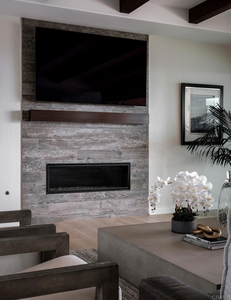 546 Ledge Street San Marcos, CA 92078 - Photo 19 of 75 a kitchen with a stove microwave and sink