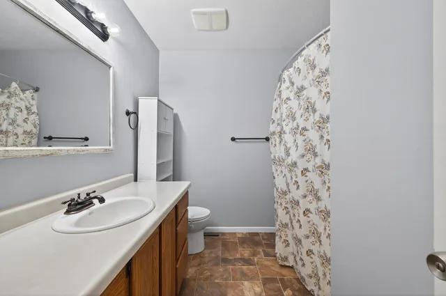 $315,000 | 229 Dogwood Road, East Bethel, MN 55092