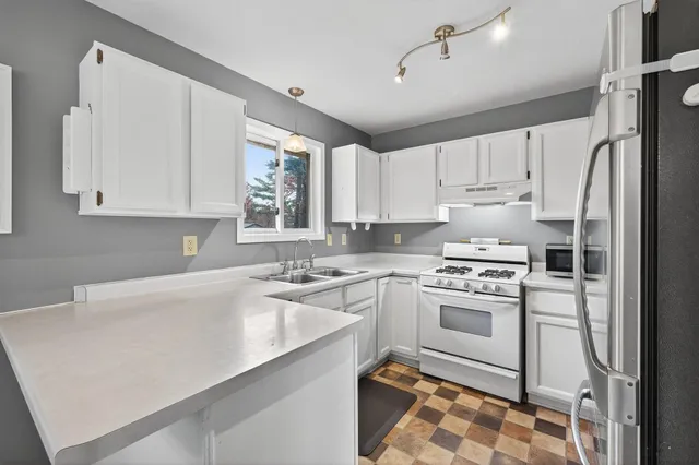 $315,000 | 229 Dogwood Road, East Bethel, MN 55092