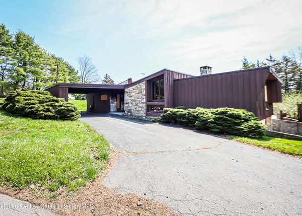 $439,000 | 32 Lynette Boulevard, Kingston, NY 12401