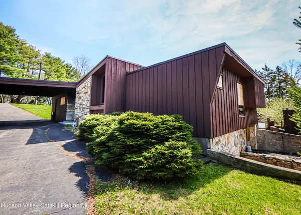 $439,000 | 32 Lynette Boulevard, Kingston, NY 12401