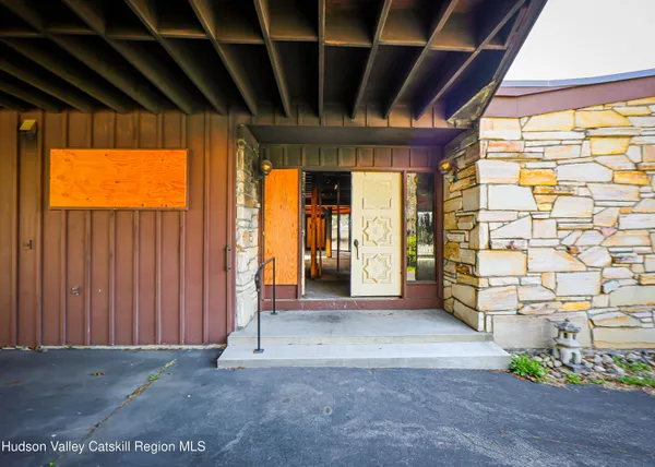 $439,000 | 32 Lynette Boulevard, Kingston, NY 12401
