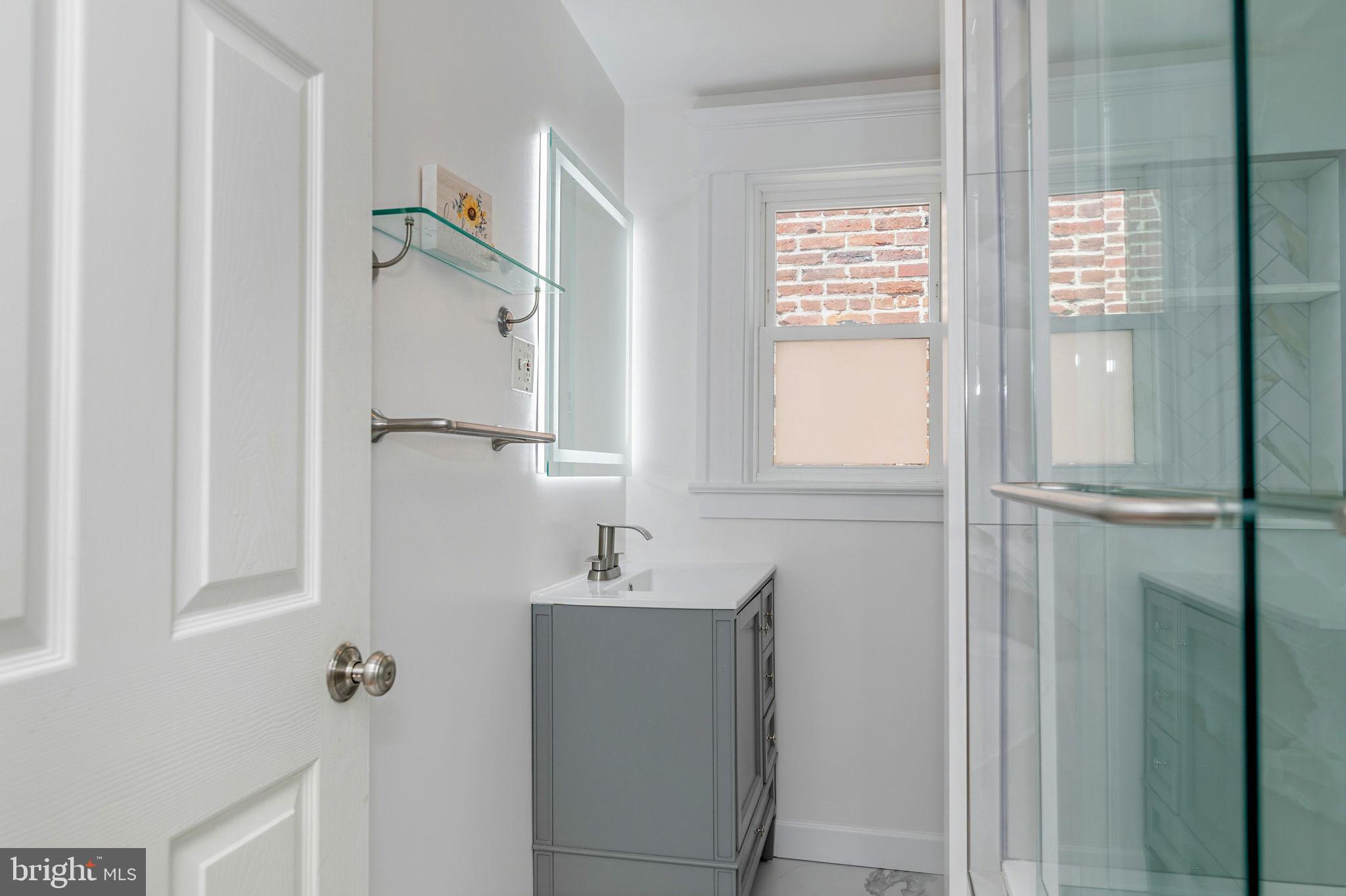 1221 E Street Southeast Washington, DC 20003 - Photo 19 of 62