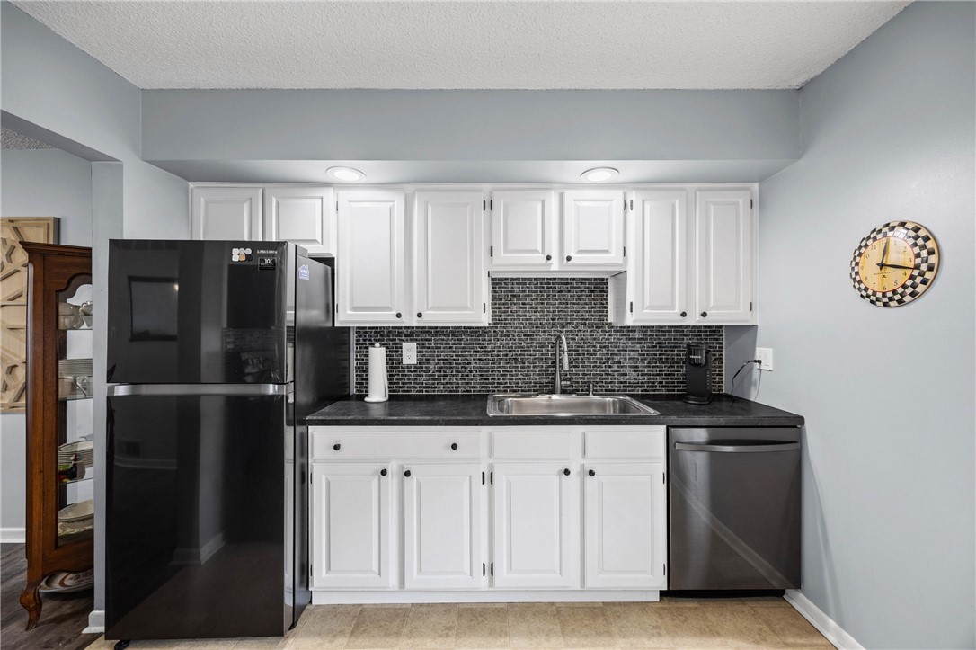 571 French Road Brighton, NY 14618 - Photo 20 of 50