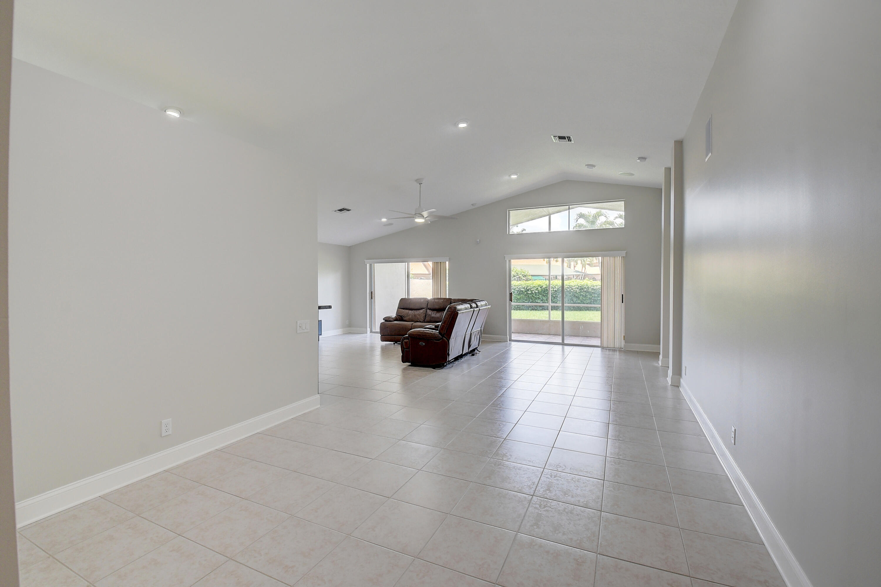 6670 Maybrook Road Boynton Beach, FL 33437 - Photo 11 of 72 Dining Area