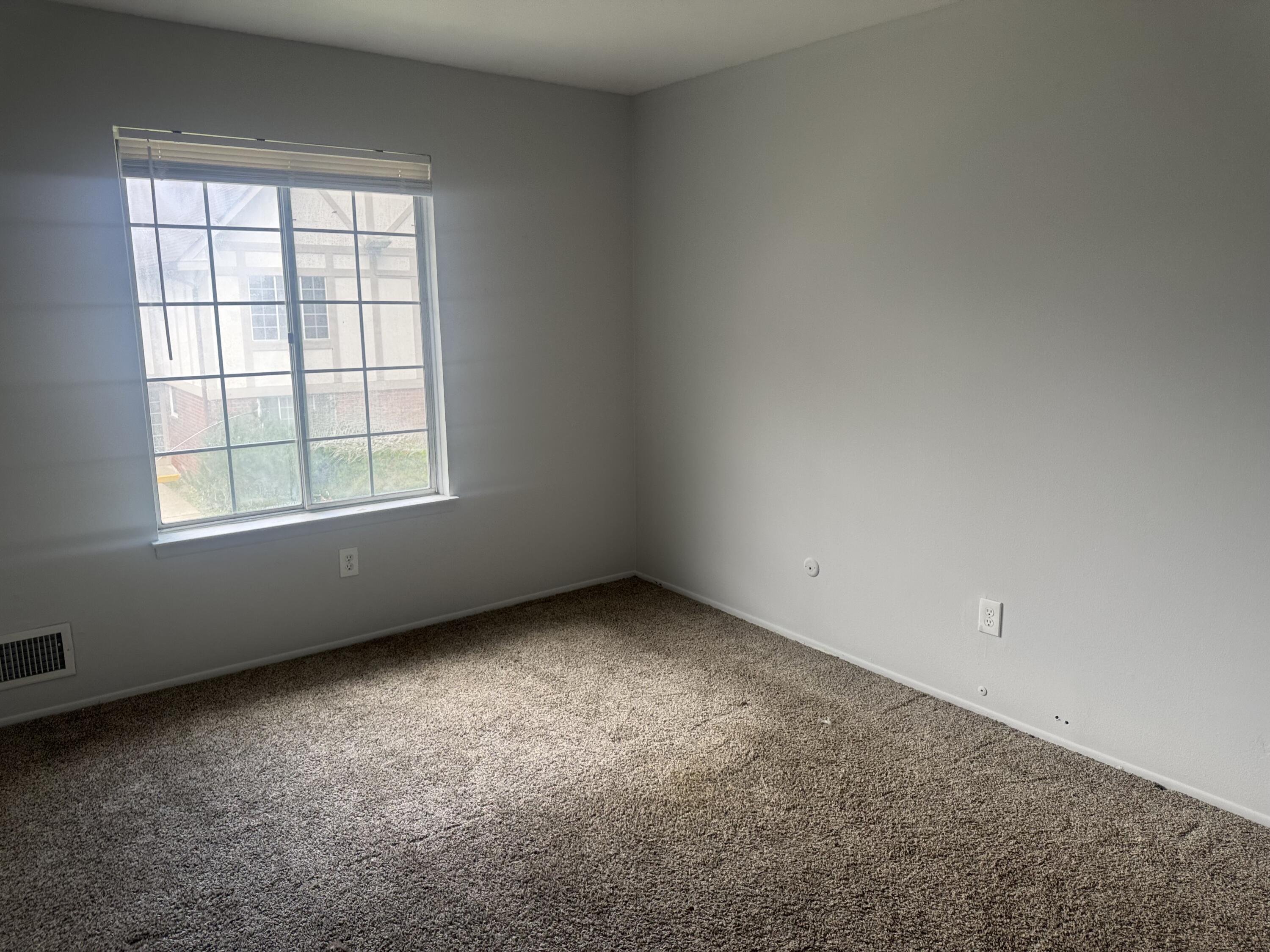 30284 Southfield Road, Unit A205 Southfield, MI 48076 - Photo 11 of 15 IMG_0883