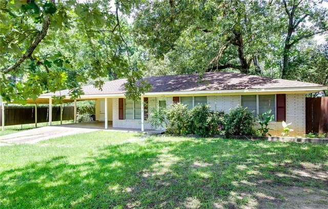 $95,000 | 93 Aurora Drive, Pineville, LA 71360