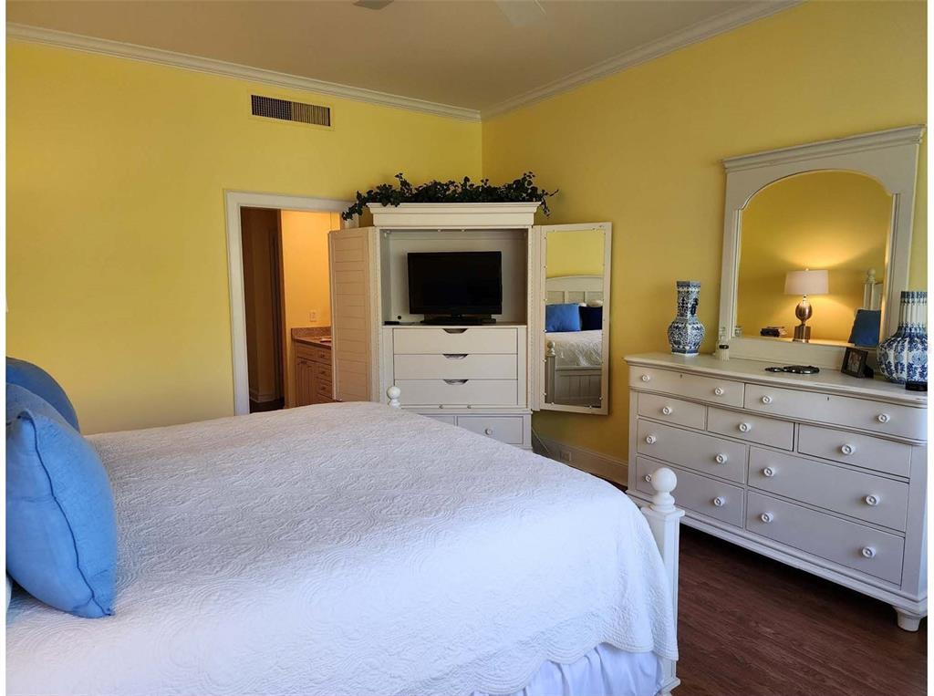 76 Bishopscourt Road, Unit 116 Osprey, FL 34229 - Photo 8 of 23