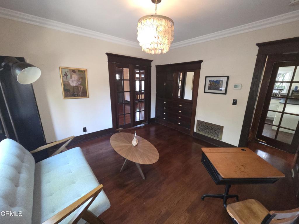 126 North Meridith Avenue Pasadena, CA 91106 - Photo 11 of 31 10 office