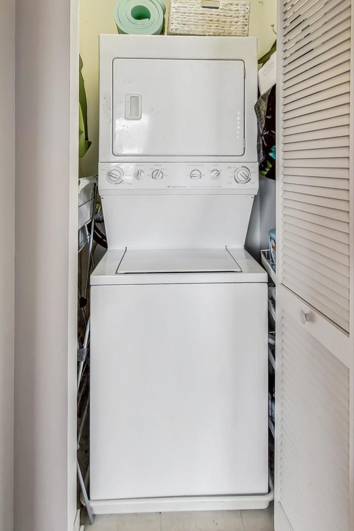 437 West Division Street, Unit 705 Chicago, IL 60610 - Photo 13 of 23 a close up view of washer and dryer