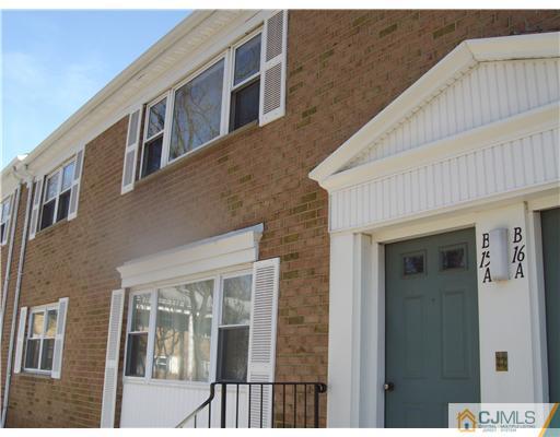 160 Evergreen Road, Unit 15 Edison, NJ 08837 - Photo 1 of 13 Gallery Image 1