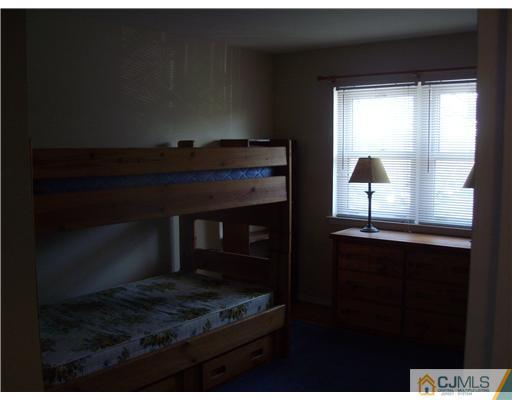 160 Evergreen Road, Unit 15 Edison, NJ 08837 - Photo 11 of 13 Gallery Image 11
