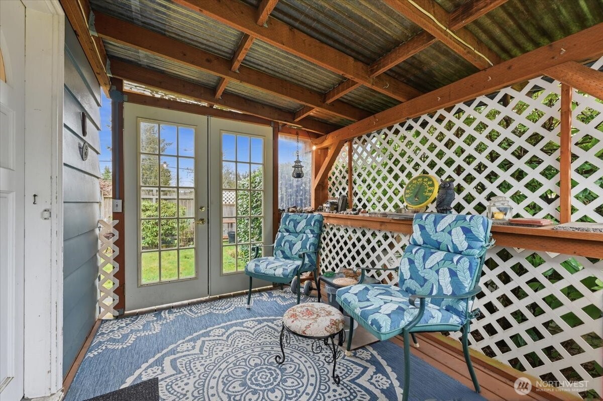 8904 220th Street Southwest Edmonds, WA 98026 - Photo 13 of 17