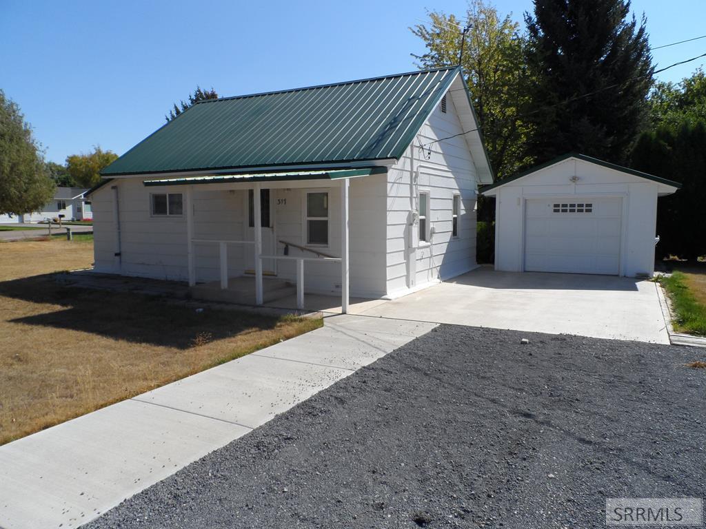 317 West Boise Avenue, Aberdeen, ID 83210 Compass