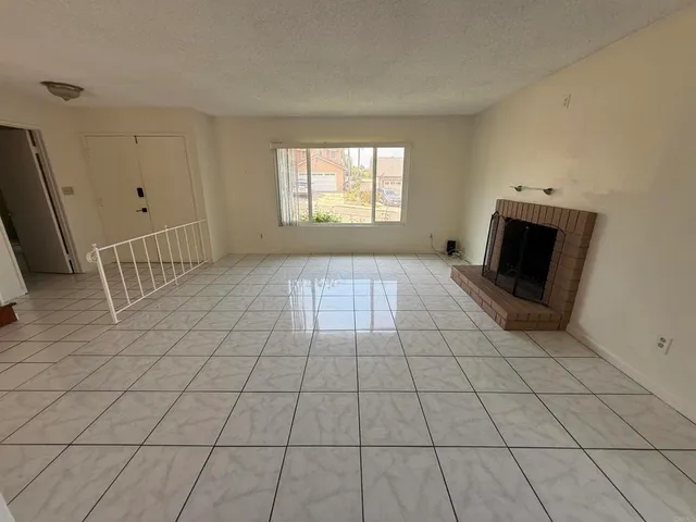 $4,900 | 3570 Tony Drive, San Diego, CA 92122