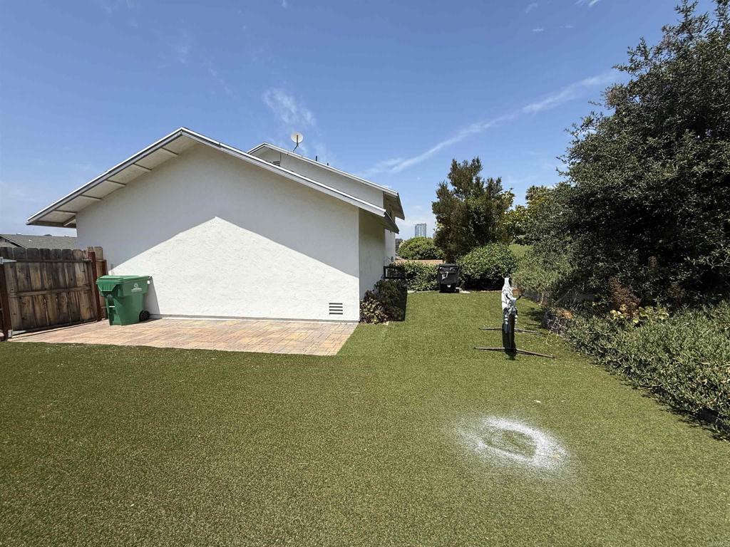 3570 Tony Drive San Diego, CA 92122 - Photo 34 of 37