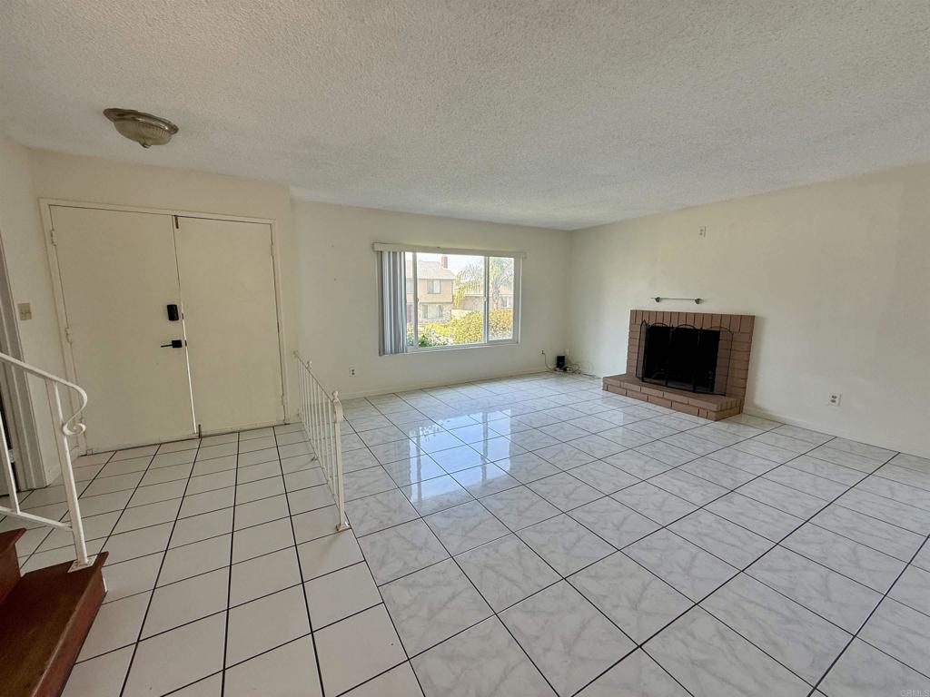 3570 Tony Drive San Diego, CA 92122 - Photo 5 of 37