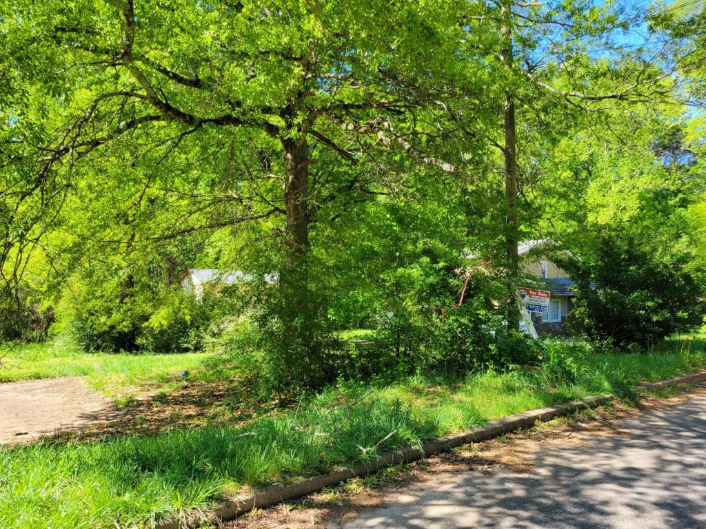 3249 Robinson Avenue Scottdale, GA 30079 - Photo 5 of 8