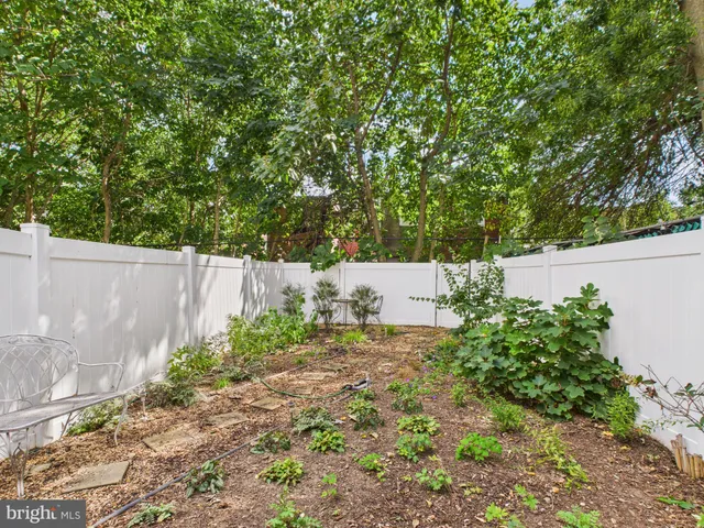 $2,100 | 3516 Wallace Street, Philadelphia, PA 19104