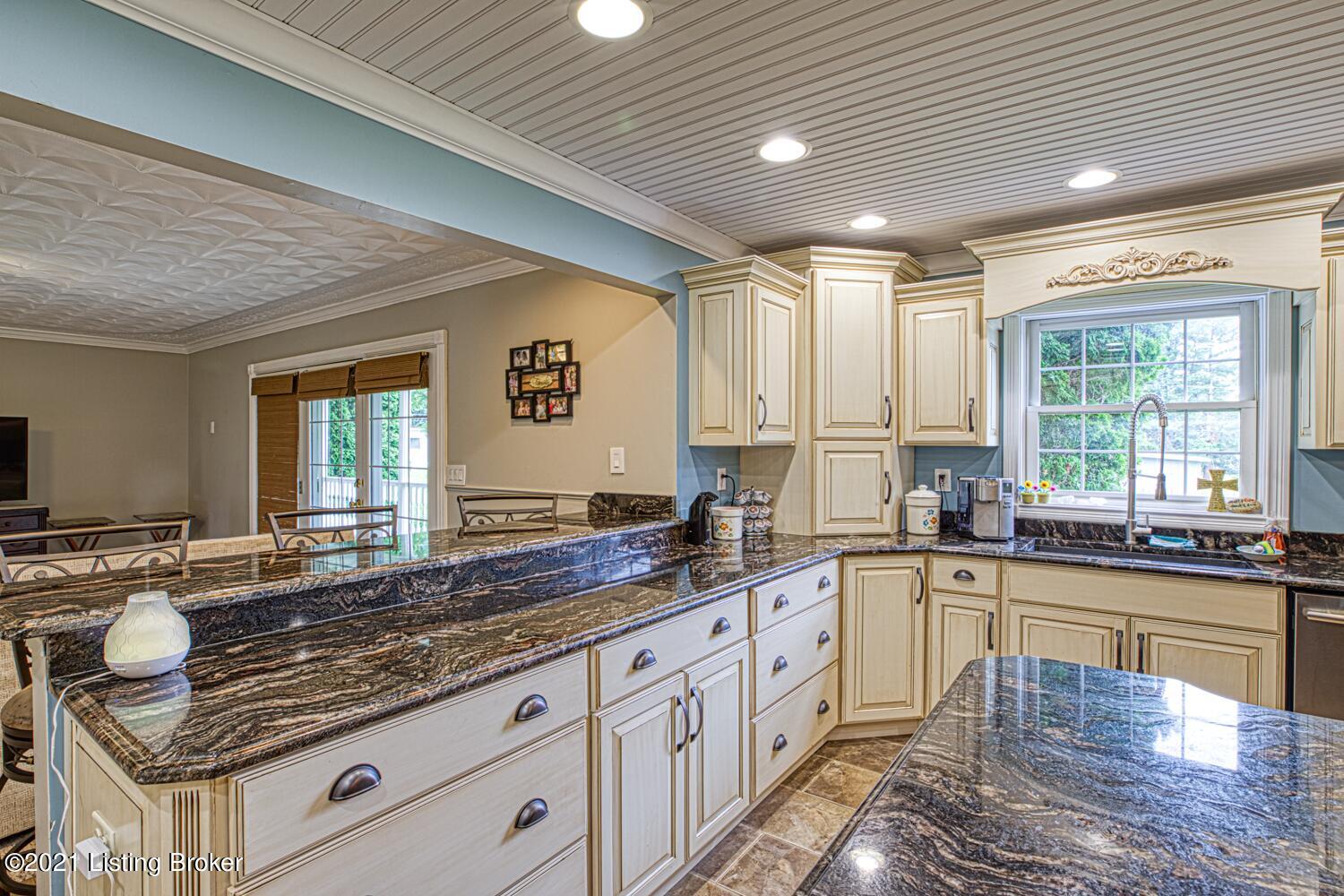 2279 Flatlick Road Mount Washington, KY 40047 - Photo 13 of 62 2279_Flatlick_Rd-14