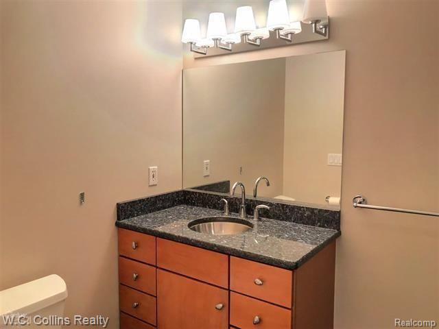 5930 Ronnoco Road Rochester, MI 48306 - Photo 32 of 67 32.JPG