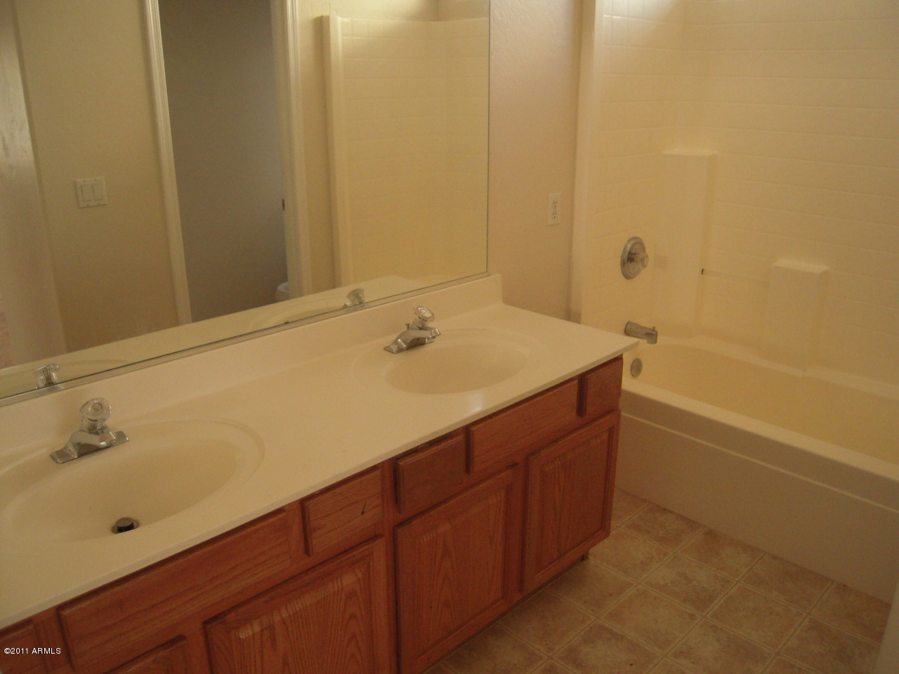 5313 West Pecan Road Laveen, AZ 85339 - Photo 8 of 15 Master Bathroom