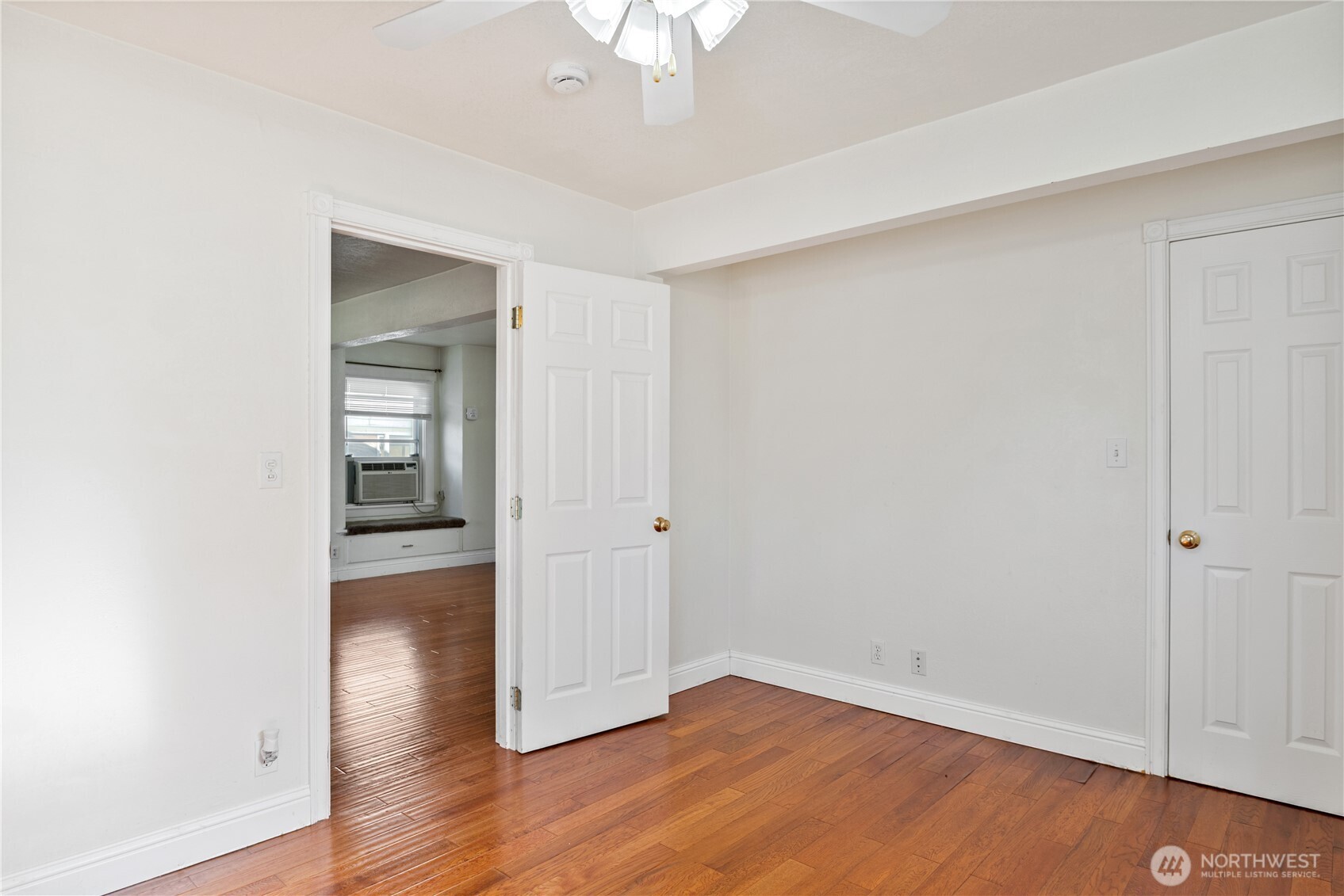 348 22nd Avenue Longview, WA 98632 - Photo 6 of 31 wooden floor in an empty room