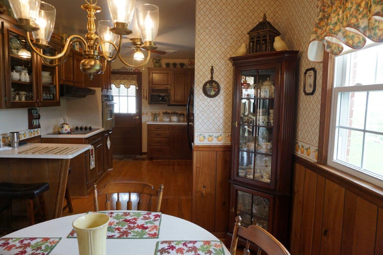 5915 Plantation Road Roanoke, VA 24019 - Photo 13 of 42 13