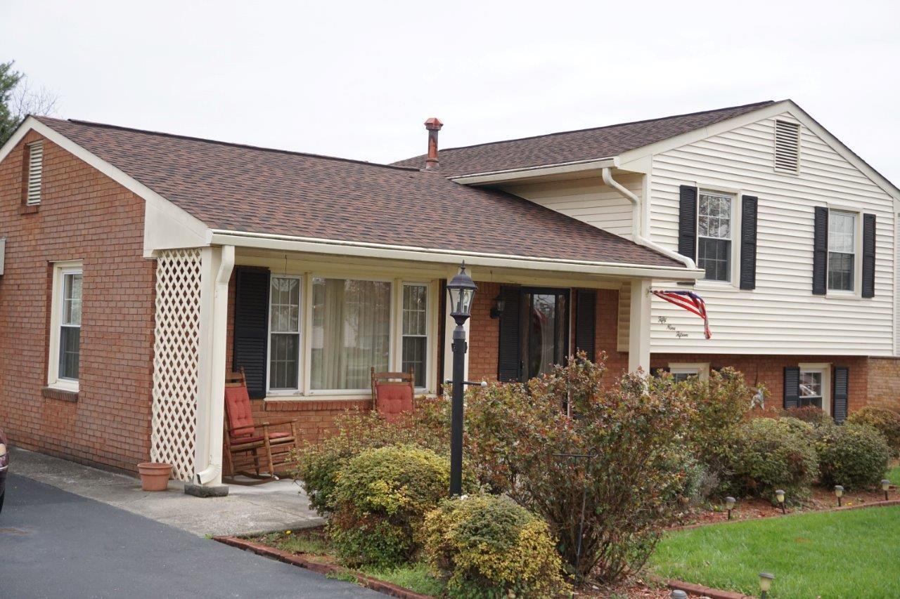 5915 Plantation Road Roanoke, VA 24019 - Photo 4 of 42 4