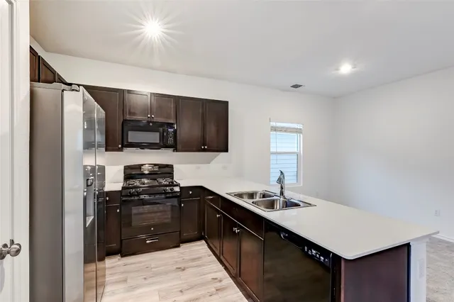 $2,300 | 7706 Poppy Petal Drive, Del Valle, TX 78617