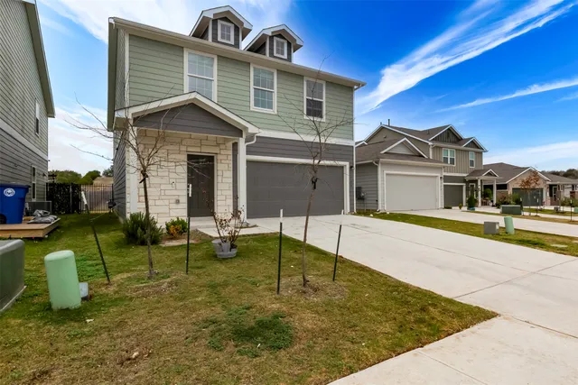$2,300 | 7706 Poppy Petal Drive, Del Valle, TX 78617