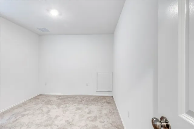 $2,300 | 7706 Poppy Petal Drive, Del Valle, TX 78617