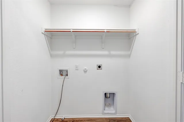 $2,300 | 7706 Poppy Petal Drive, Del Valle, TX 78617