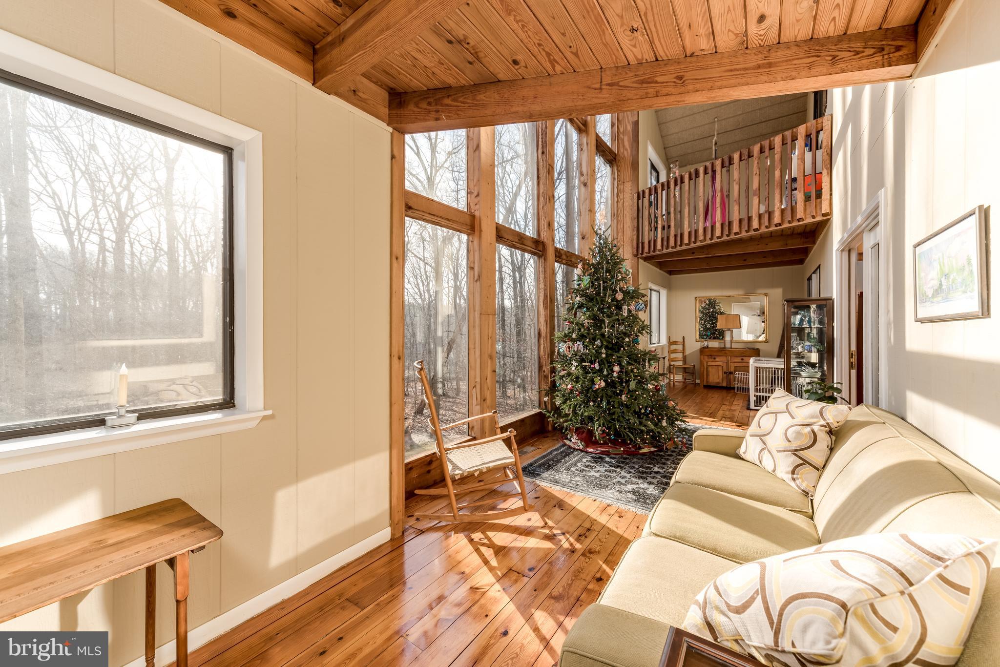 13945 Blenheim Road North Phoenix, MD 21131 - Photo 4 of 48 2 Level Sunroom