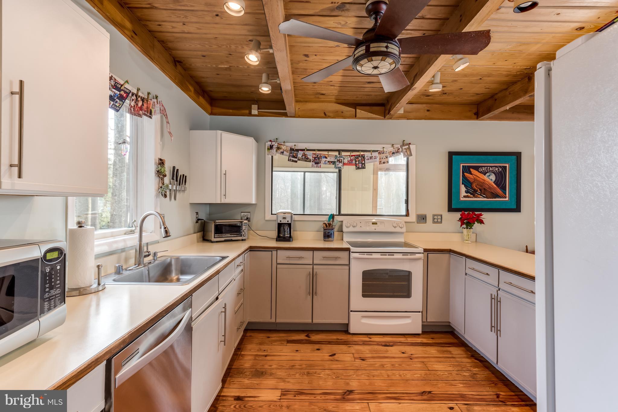 13945 Blenheim Road North Phoenix, MD 21131 - Photo 5 of 48 Kitchen