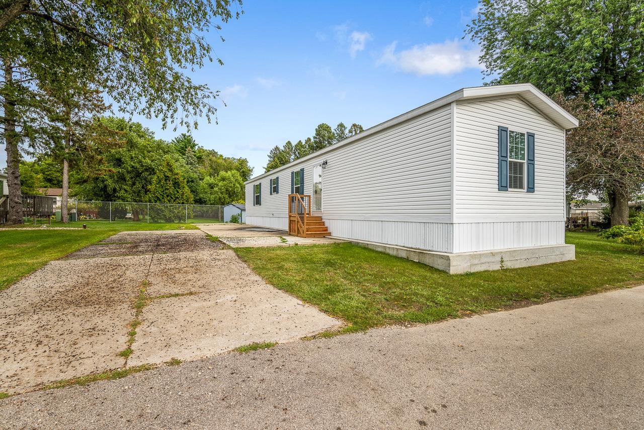 W9194 Ripley Road, Unit L3 Cambridge, WI 53523 - Photo 1 of 1 Gallery Image 1