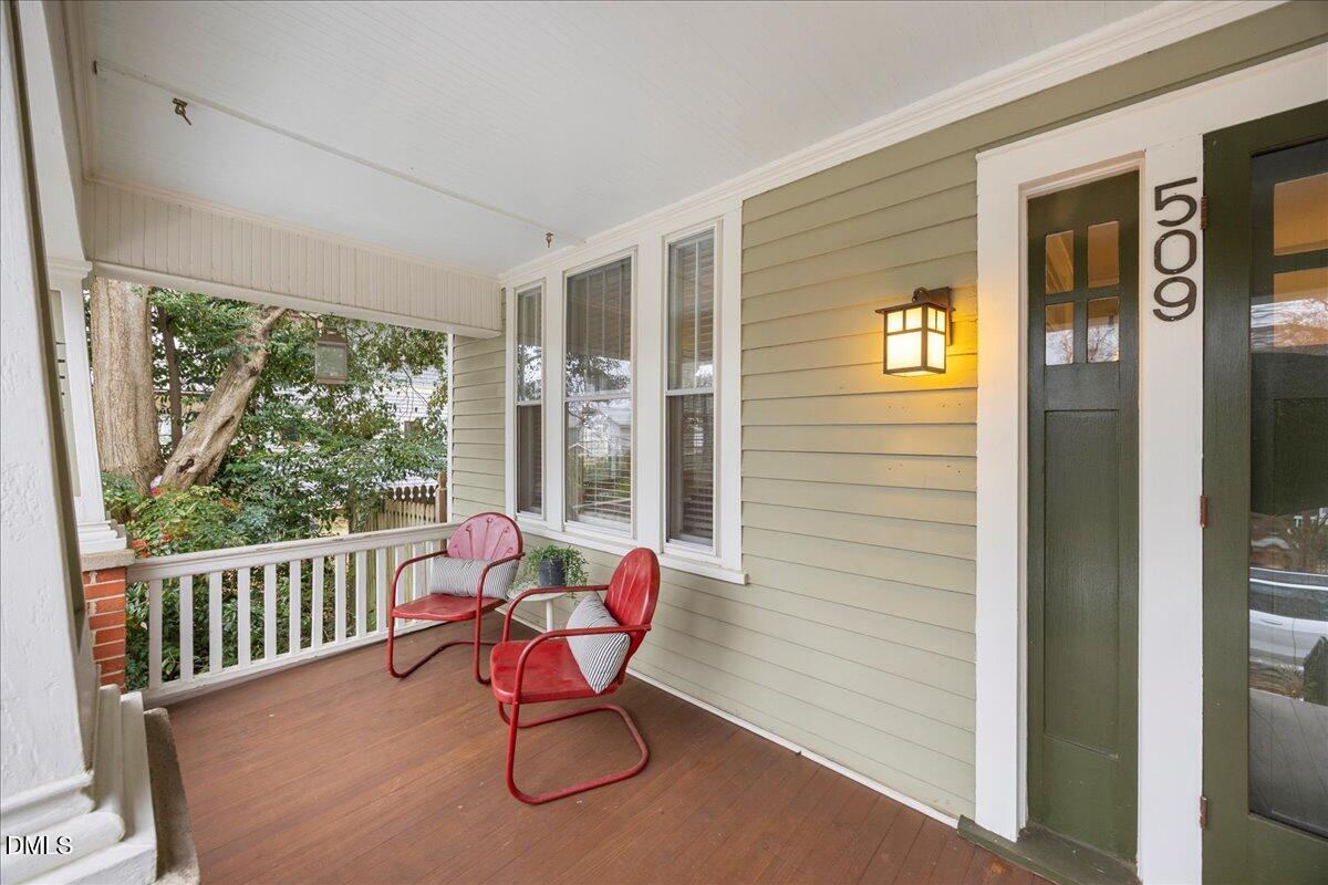 509 Cleveland Street Raleigh, NC 27605 - Photo 4 of 30 05-2A1A9633