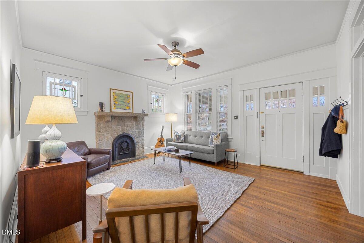 509 Cleveland Street Raleigh, NC 27605 - Photo 8 of 30 45-IMG_2225