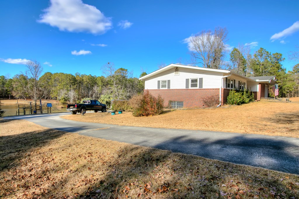 175 State Rd S-28-433 Camden, SC 29020 - Photo 4 of 46