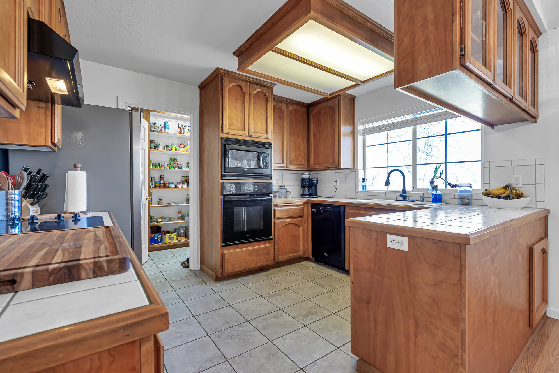 13725 Gas Point Road Igo, CA 96047 - Photo 19 of 56 Kitchen