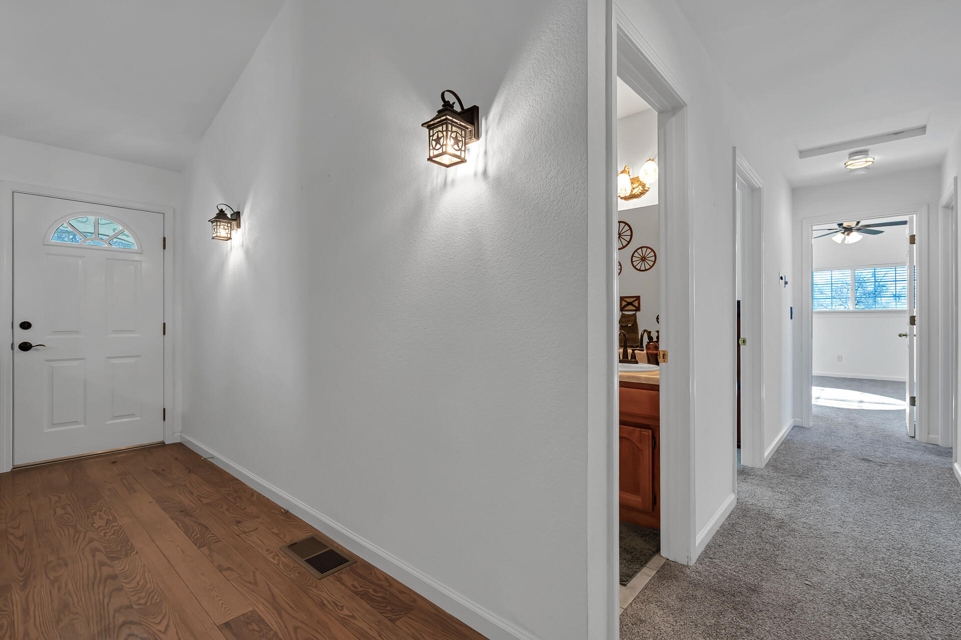 13725 Gas Point Road Igo, CA 96047 - Photo 27 of 56 Entry