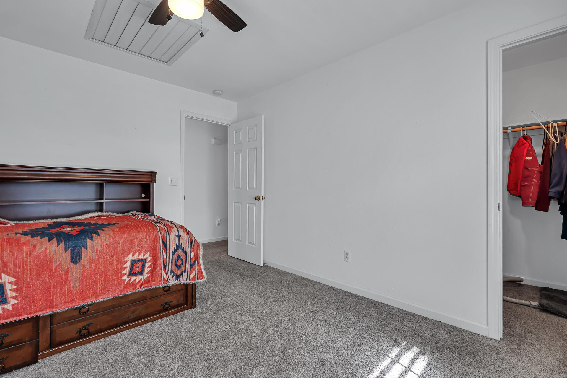 13725 Gas Point Road Igo, CA 96047 - Photo 35 of 56 Bedroom