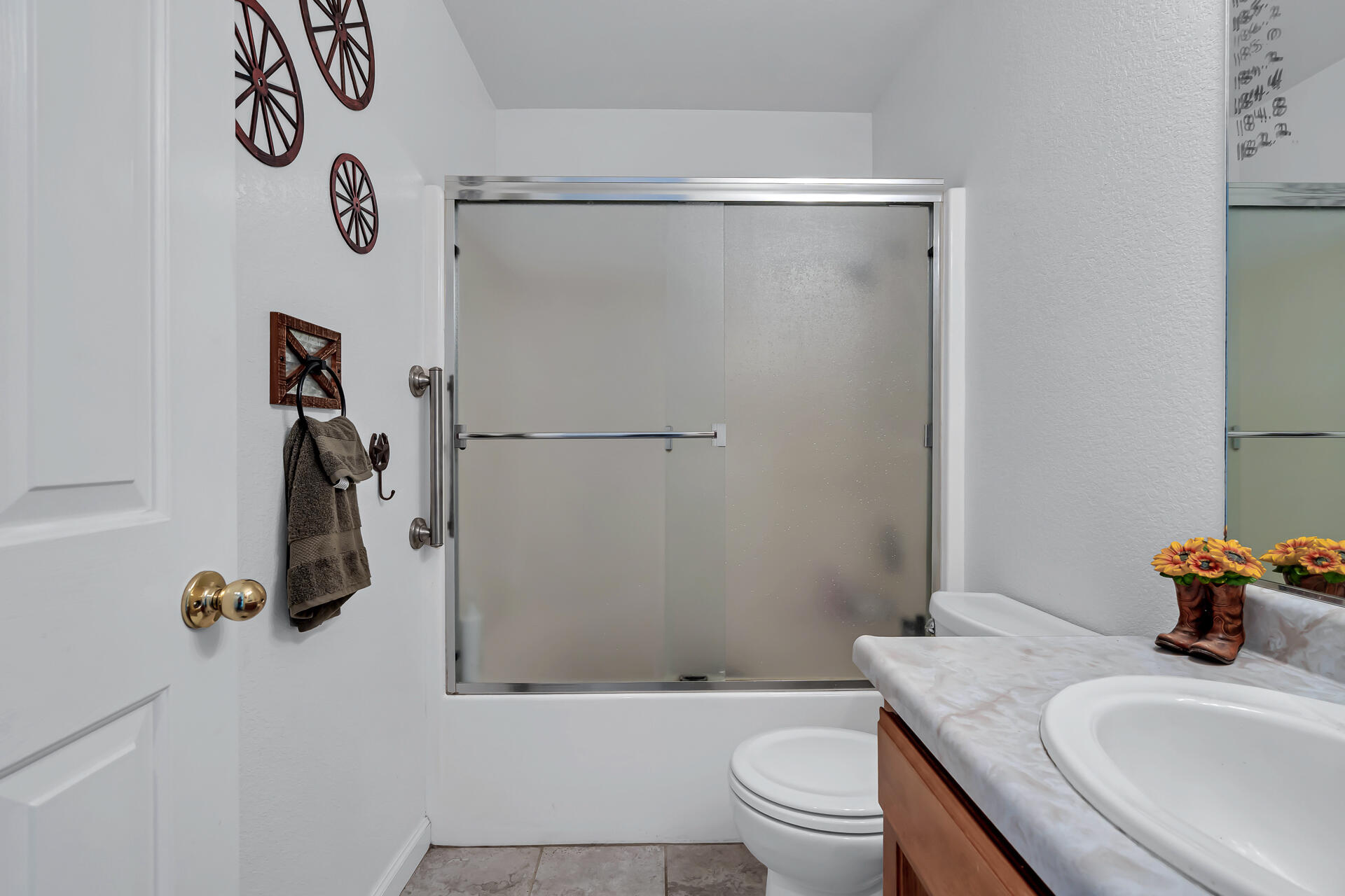 13725 Gas Point Road Igo, CA 96047 - Photo 39 of 56 Guest Bath