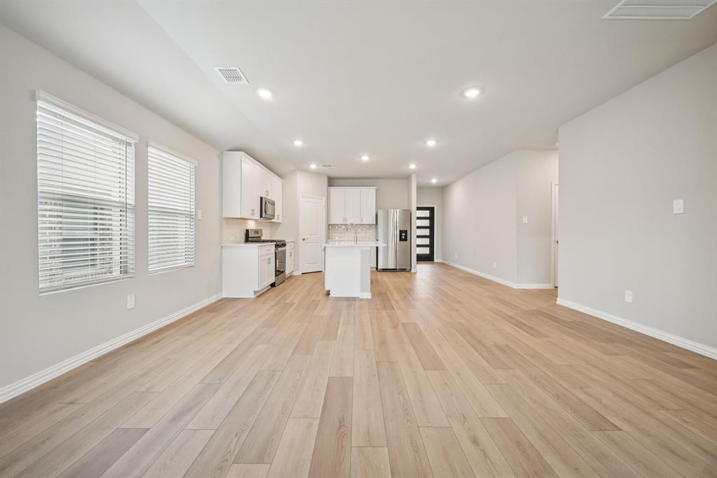 2105 Rannoch Street Sherman, TX 75092 - Photo 7 of 26 Photo is not of the actual home, but is an inspirational photo of builder’s model home and may depict options, furnishings, and/or decorator features that are not included.